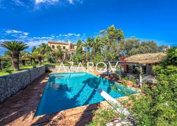 Piscina - Villa strada Armea, Sanremo - foto 12
