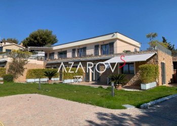 Facciata - Villa via Coggiola, 12, Bordighera - foto 2