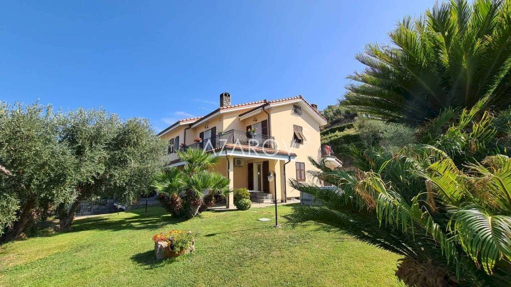 Giardino - Villa via Salvatore Revelli, 90, Taggia - photo 2