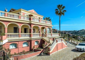 Facciata - Villa strada Noci, 56, Ospedaletti - photo 1