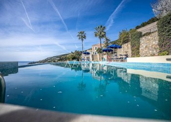 Piscina - Villa strada Noci, 56, Ospedaletti - foto 18