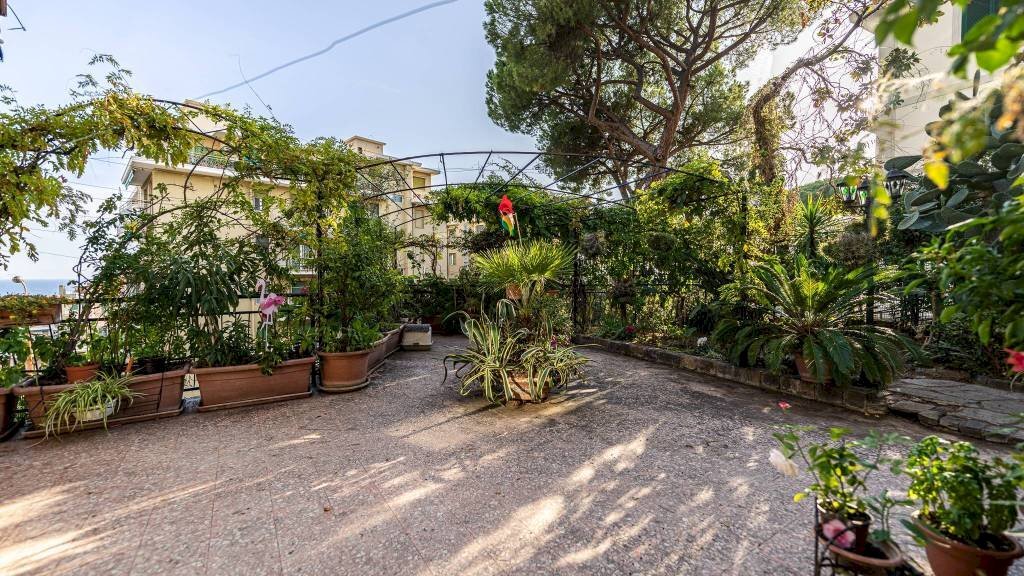 Giardino - Trilocale strada Solaro, 14, Sanremo - foto 1