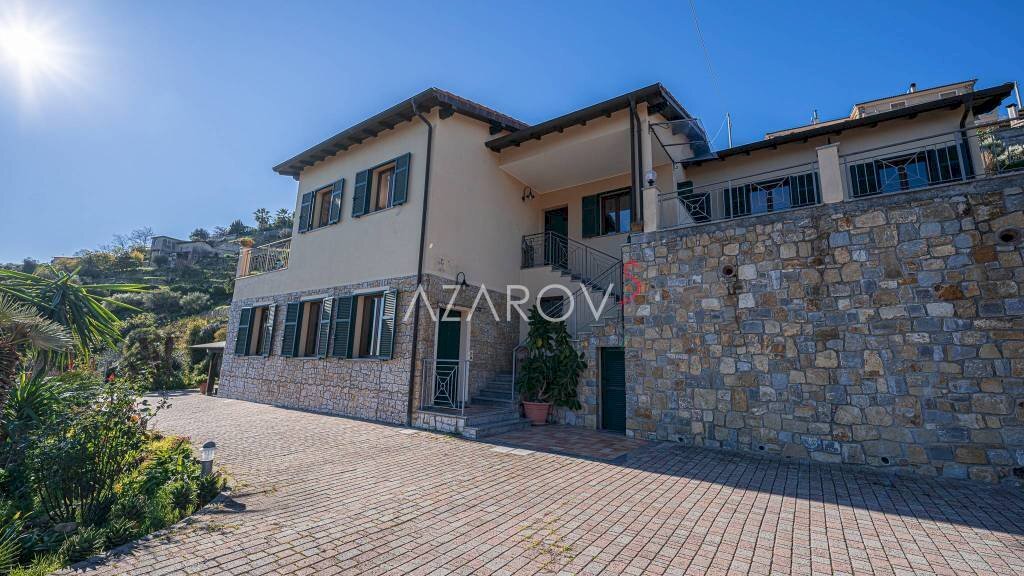 Facciata - Villa via degli Inglesi, 122, Bordighera - foto 1