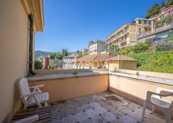 Balcone - Villa Regione Brevè, 7, Alassio - foto 9