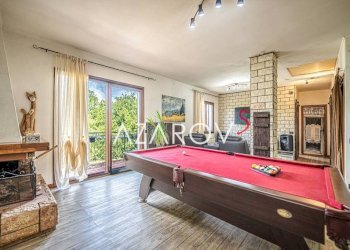 Stanza arredata - Villa strada Fullavin, Soldano - foto 4