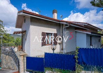 Facciata - Villa strada Fullavin, Soldano - foto 6