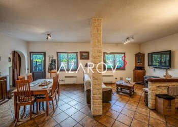 Salone - Villa strada Fullavin, Soldano - foto 10