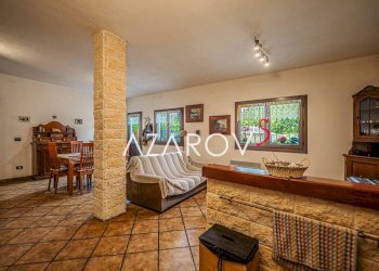 Salone - Villa strada Fullavin, Soldano - foto 12