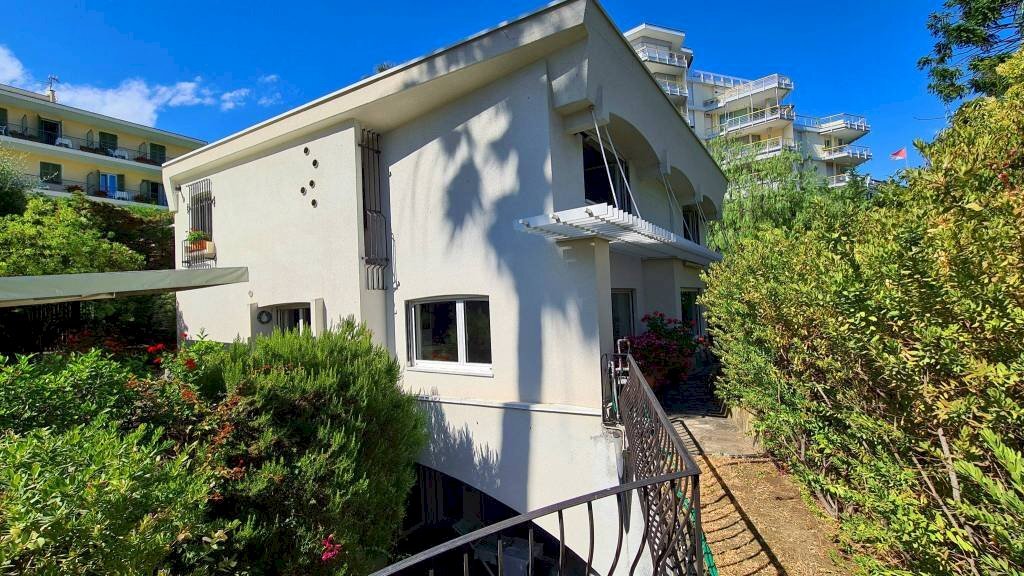Facciata - Villa Lungomare Imperatrice, 116, Sanremo - foto 3