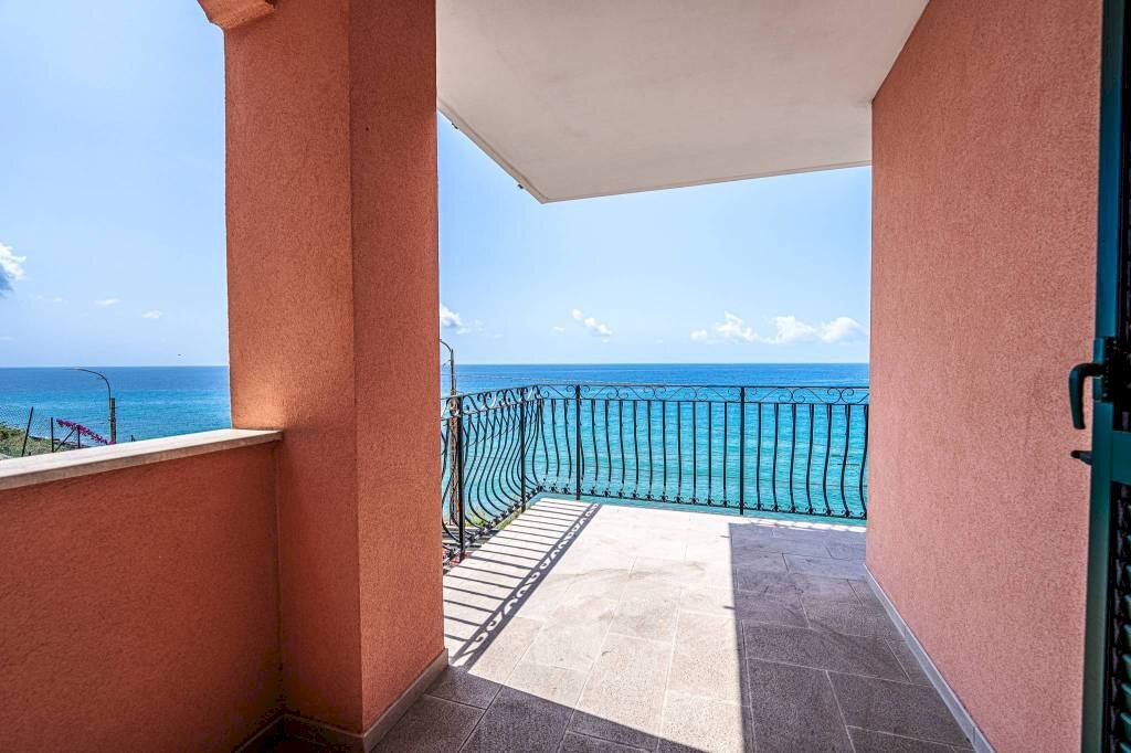 Balcone - Appartamento corso Giuseppe Mazzini, 497, Sanremo - foto 2