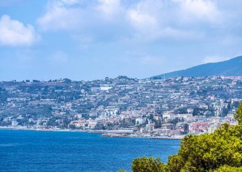 Vista - Appartamento corso Giuseppe Mazzini, 497, Sanremo - foto 1