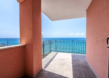 Balcone - Appartamento corso Giuseppe Mazzini, 497, Sanremo - foto 2