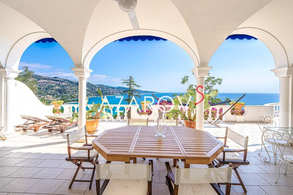 Balcone - Villa corso Montecarlo, 27, Ventimiglia - foto 1