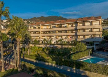 Piscina - Trilocale via Padre Semeria, Sanremo - foto 5