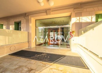 Facciata - Quadrilocale via Camillo Benso di Cavour, 46, Ospedaletti - foto 20