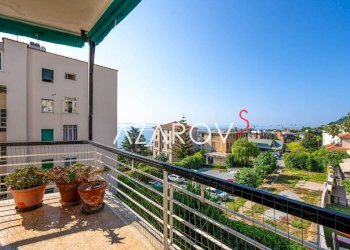 Balcone - Trilocale via Padre Semeria, 85, Sanremo - foto 1