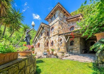 Giardino - Villa strada Senatore Ernesto Marsaglia, 320, Sanremo - foto 1