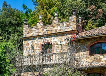 Facciata - Villa strada Senatore Ernesto Marsaglia, 320, Sanremo - foto 27