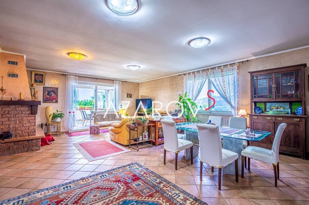 Salone - Villa strada Maciurina, 13, Vallebona - photo 3