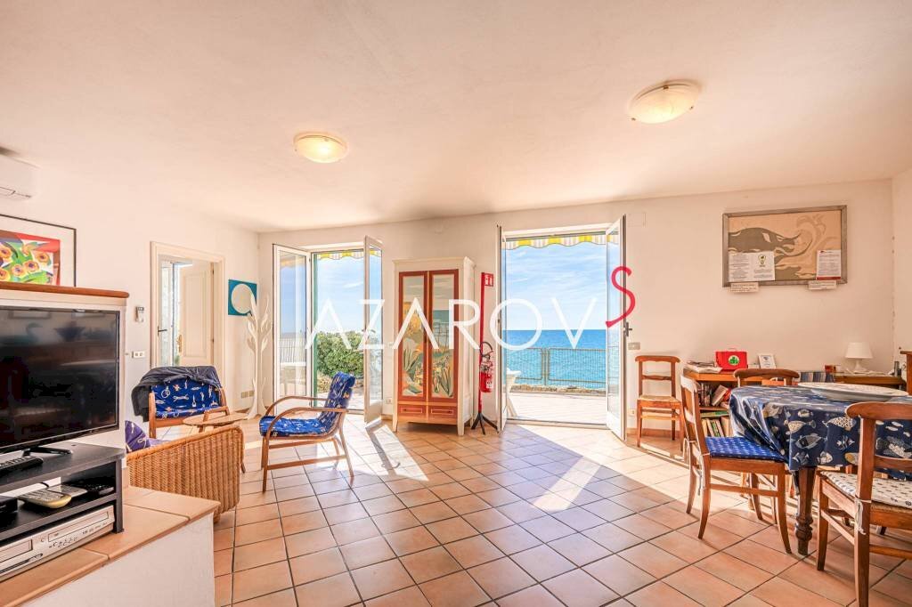 Salone - Appartamento via Aurelia, Cipressa - foto 3