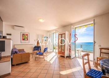 Salone - Appartamento via Aurelia, Cipressa - foto 24