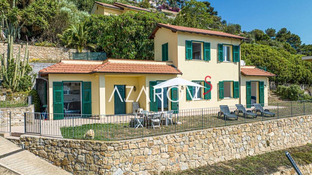 Facciata - Villa corso Guglielmo Marconi, 230, Sanremo - foto 2