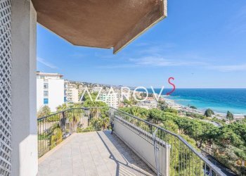 Balcone - Quadrilocale via Padre Semeria, 228, Sanremo - foto 1