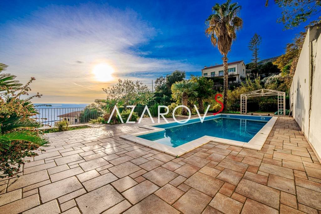 Piscina - Villa strada Termini, 6, Ospedaletti - foto 1