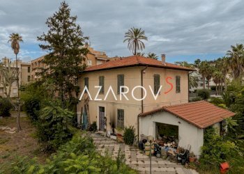 Facciata - Villa via degli Aranci, 11, Bordighera - foto 1