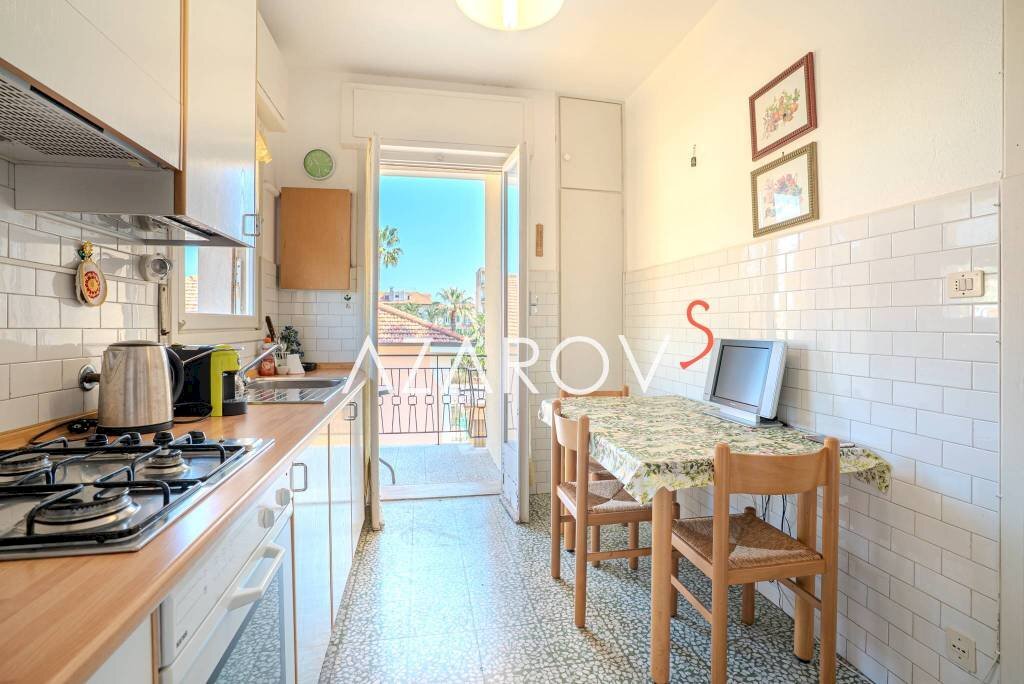 Cucina - Trilocale via Assisi, 20, Bordighera - foto 3