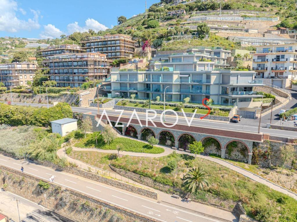 Vista - Trilocale corso Giuseppe Mazzini, 421, Sanremo - foto 1