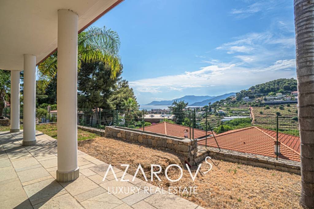 Giardino - Villa via Coggiola, 60, Bordighera - foto 1