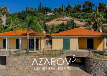 Facciata - Villa via Coggiola, 60, Bordighera - foto 2