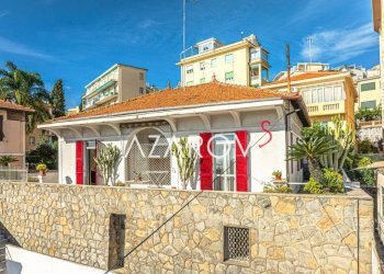 Facciata - Villa corso Guglielmo Marconi, 20, Sanremo - foto 1