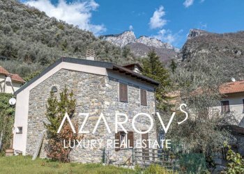 Facciata - Villa via Parrocchia, 7, Pigna - foto 2