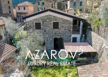 Facciata - Villa via Parrocchia, 7, Pigna - foto 7