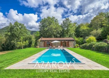 Piscina - Villa piazza Europa, 5, Bagnone - foto 11