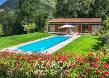 Piscina - Villa piazza Europa, 5, Bagnone - foto 13