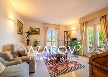 Salone - Villa strada Vallelunga, 10, Montalto di Castro - foto 2