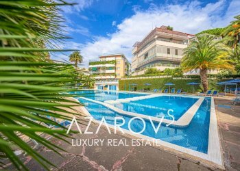 Piscina - Appartamento via Nemea, 34, Roma - foto 1