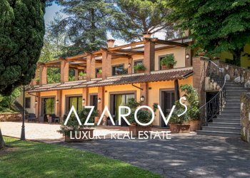 Facciata - Villa piazzale Capocroce, 3, Frascati - foto 1