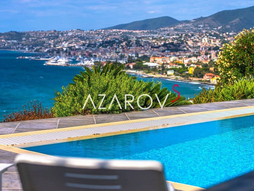 Piscina - Villa corso Giuseppe Mazzini, 219, Sanremo - foto 1