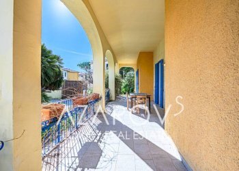 Veranda - Villa viale Roma, 10, Santa Marinella - foto 11