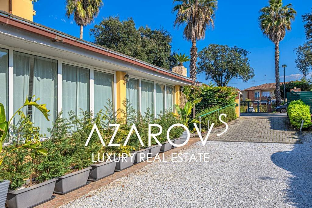 Cortile interno - Hotel viale Amerigo Vespucci, 59, Massa - foto 3