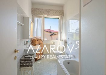 Bagno - Hotel viale Amerigo Vespucci, 59, Massa - foto 15