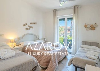 Camera da letto - Hotel viale Amerigo Vespucci, 59, Massa - foto 17