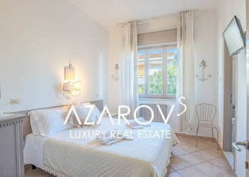 Camera da letto - Hotel viale Amerigo Vespucci, 59, Massa - foto 18