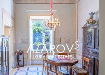 Salone - Villa viale Guglielmo Marconi, Lucca (zona Centro Storico) - foto 32