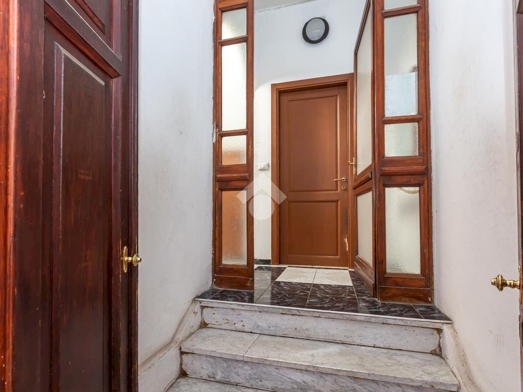 Stable - Palace Via Borgomanero, Torino (neighborhood Parella) - photo 3