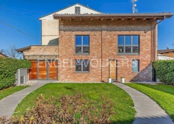 Facciata - Villa via del Teatro, Bra - foto 1